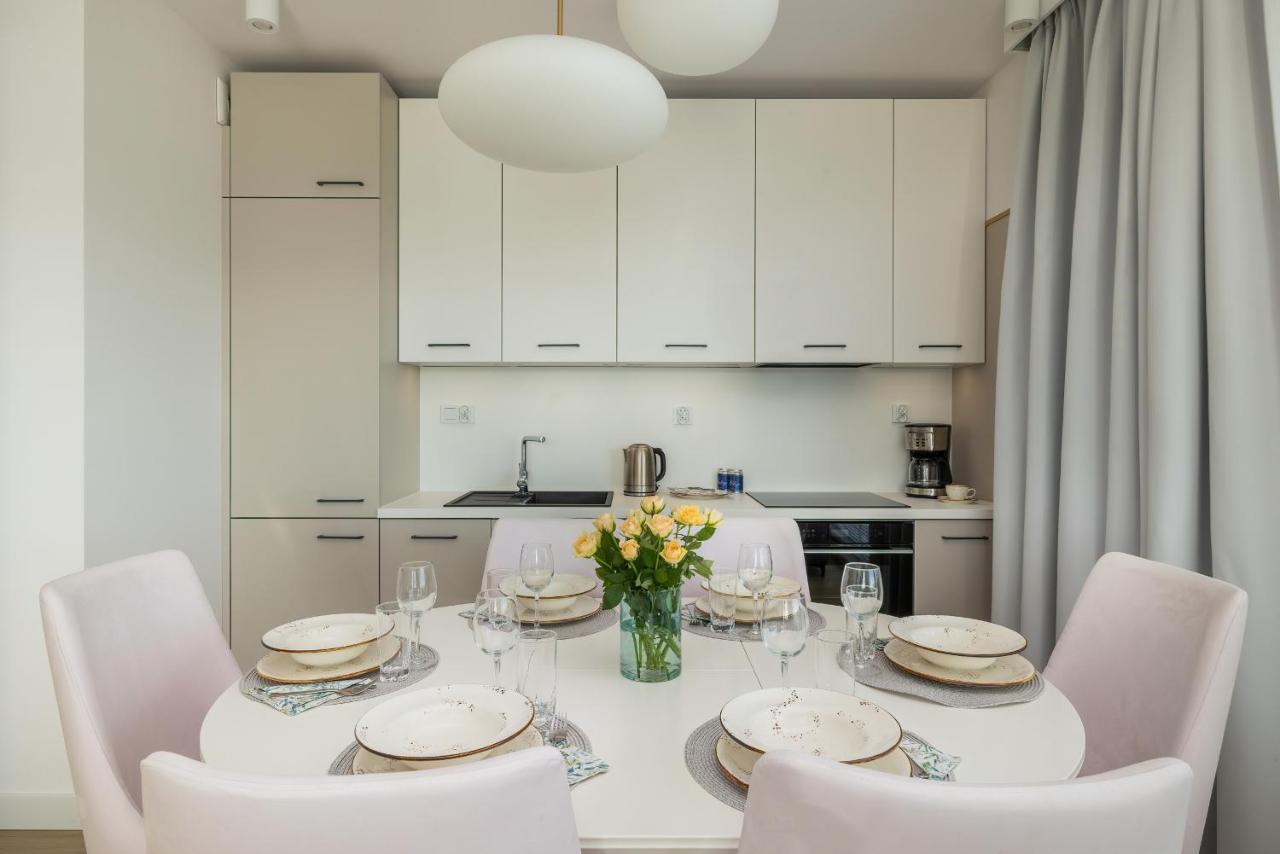 Family Apartment With Gym And Swimming Pool By Renters Prestige Kołobrzeg Eksteriør bilde